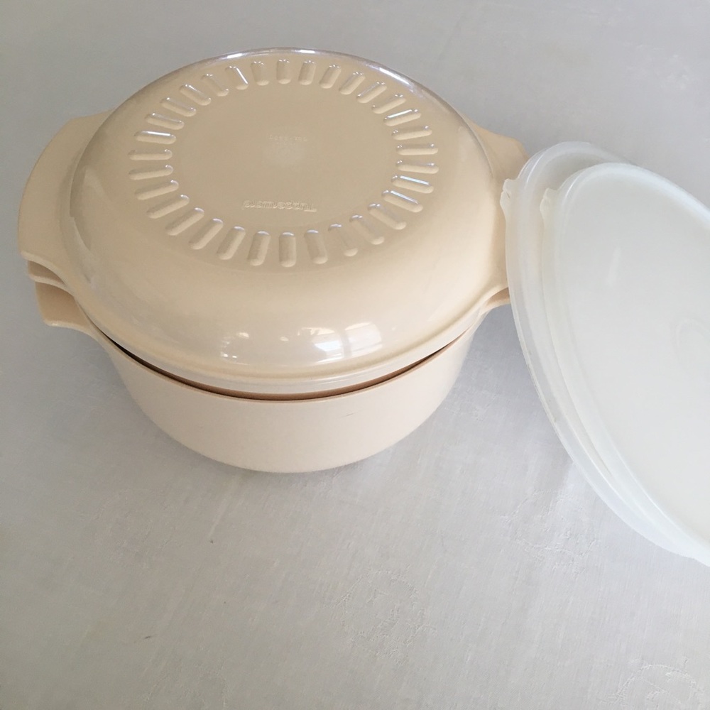Vintage Tupperware. TupperWave Stack Cooker